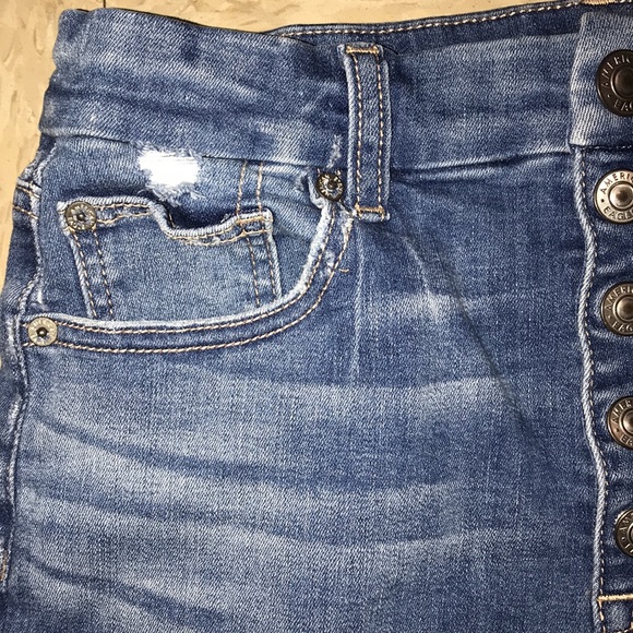 American Eagle Outfitters Ne(x)t Level Curvy Hi-Rise Denim Shortie in Blue sz 6 - Picture 7 of 14